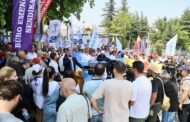 İşkolu sendikalarımızla birlikte ÇSGB önünde alternatif TİS masasını kurduk!
