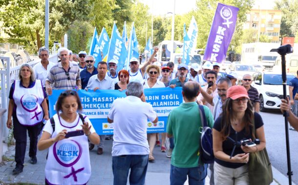 Tüm Sendikaları, Konfederasyonları, Kamu Emekçilerini İktidarın Hepimizle Dalga Geçen Teklifine Karşı Ortak Mücadeleye Çağırıyoruz!
